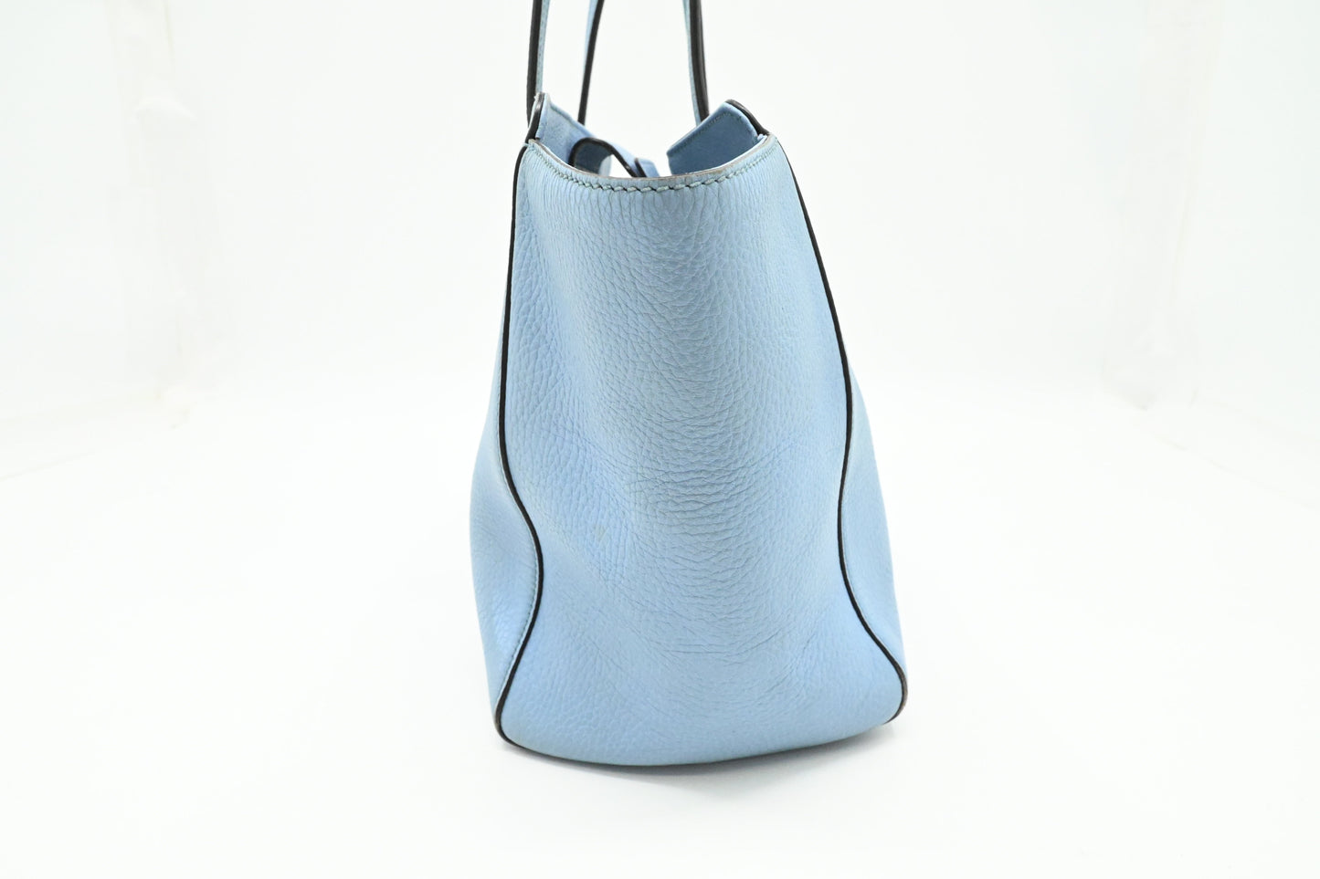 Gucci Swing Tote in Light Blue Leather
