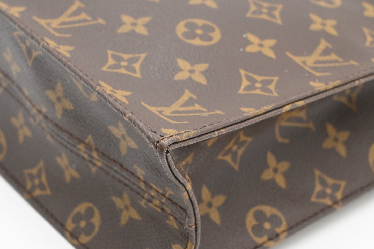 Louis Vuitton Sac Plat in Monogram Canvas