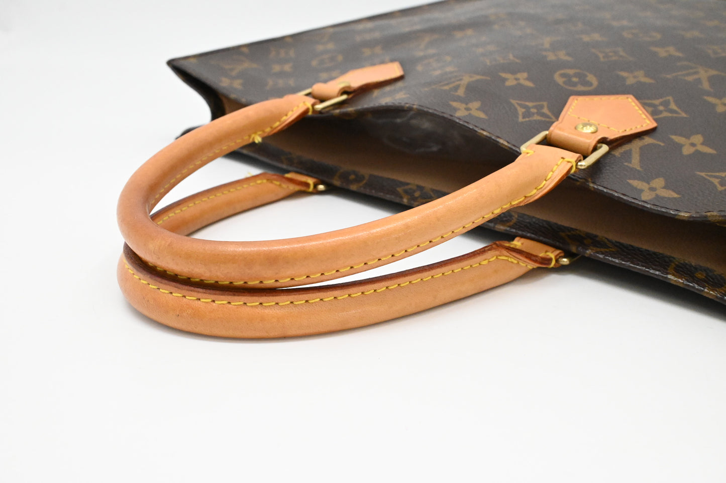 Louis Vuitton Sac Plat in Monogram Canvas