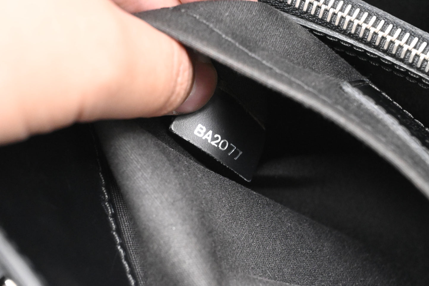 Louis Vuitton Passy PM in Black Epi Leather