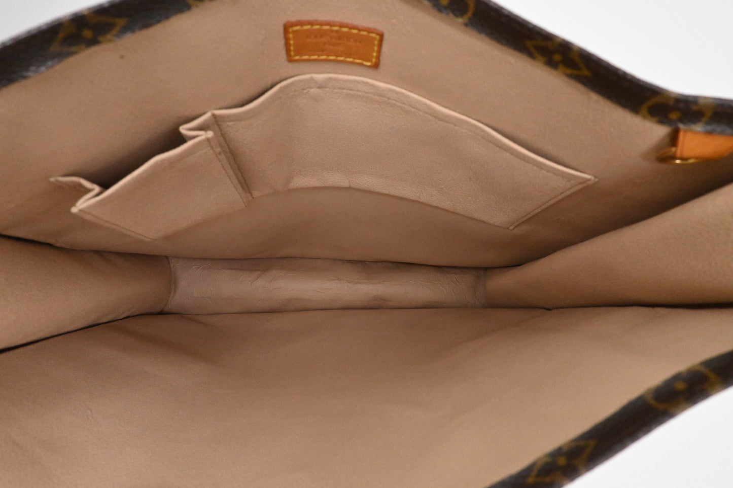 Louis Vuitton Sac Plat in Monogram Canvas