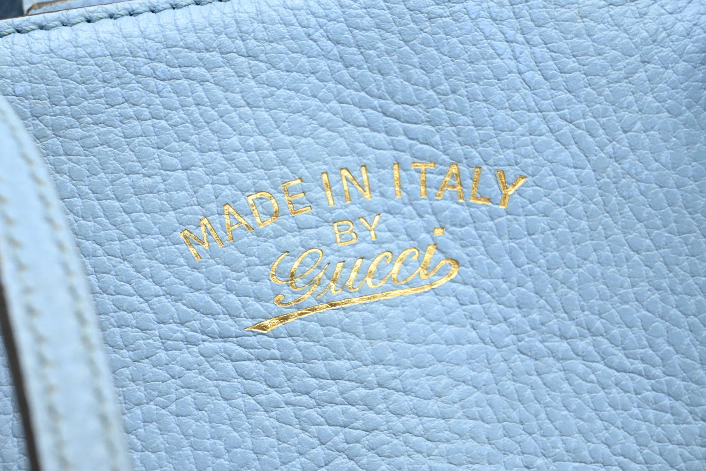 Gucci Swing Tote in Light Blue Leather