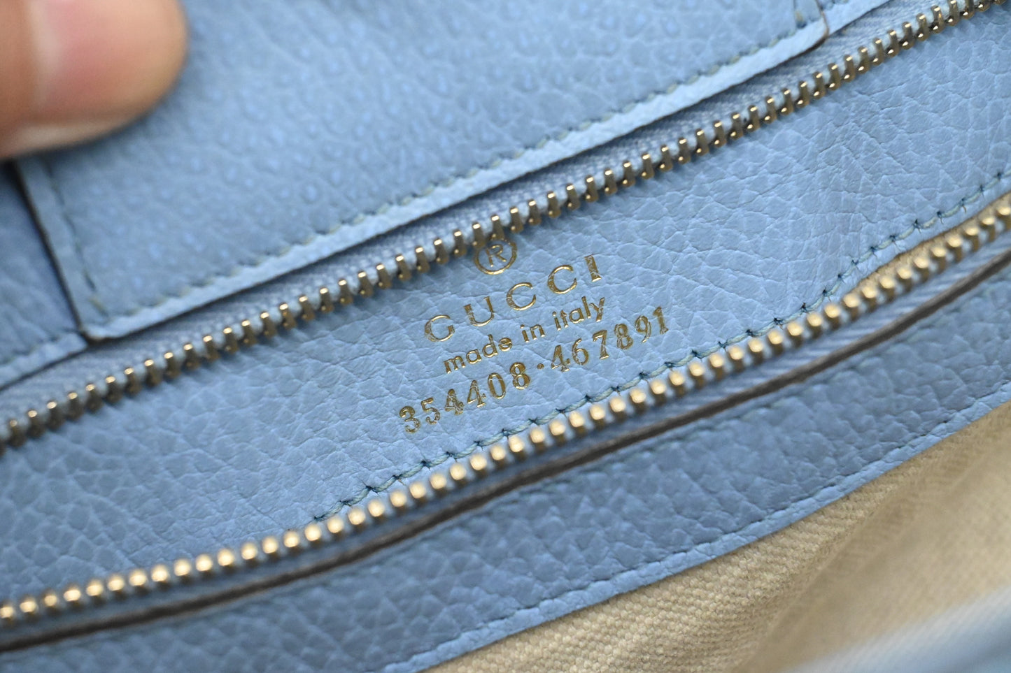 Gucci Swing Tote in Light Blue Leather
