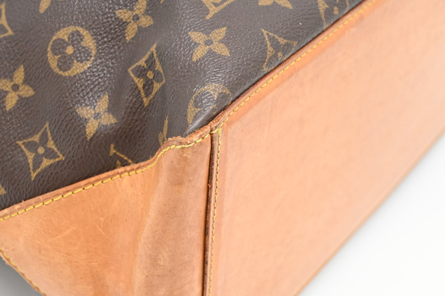 Louis Vuitton Cabas Mezzo in Monogram Canvas