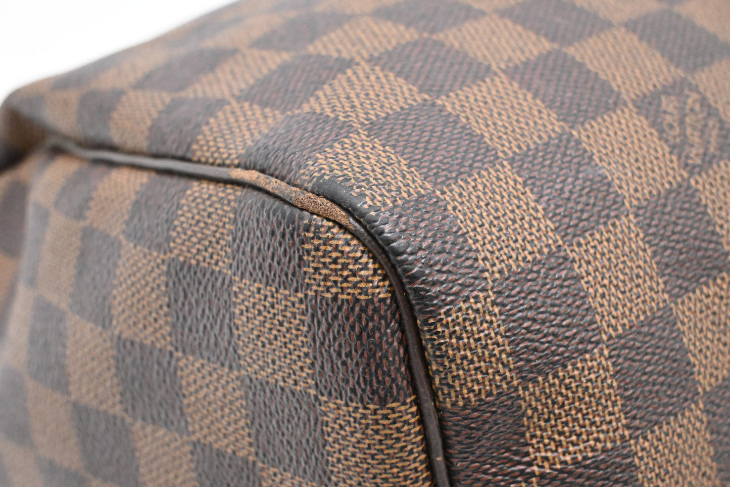 Louis Vuitton Speedy 30 in Damier Ebene Canvas