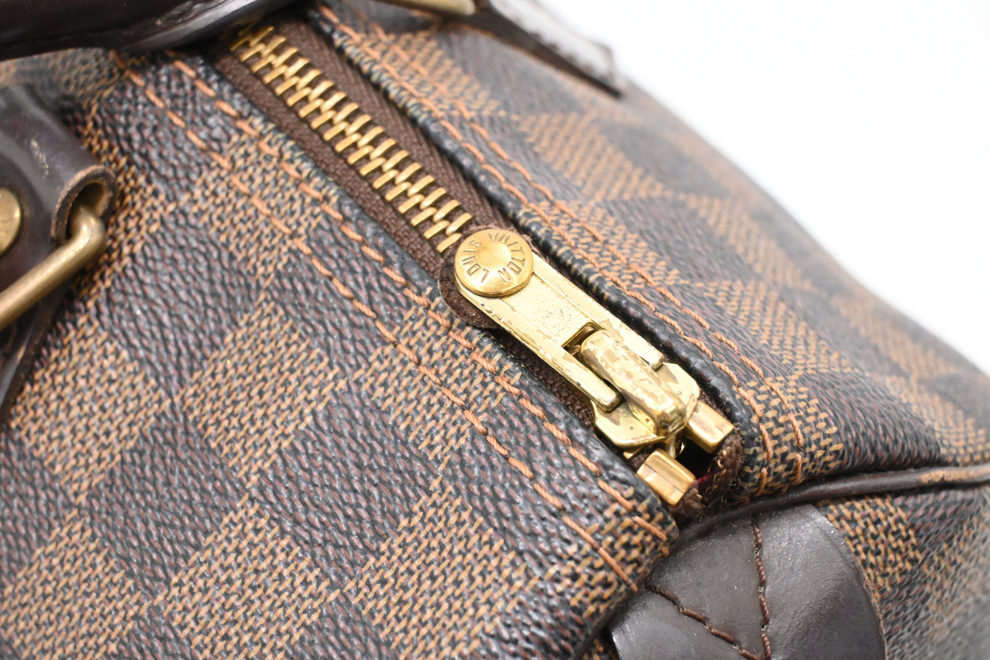 Louis Vuitton Speedy 30 in Damier Ebene Canvas