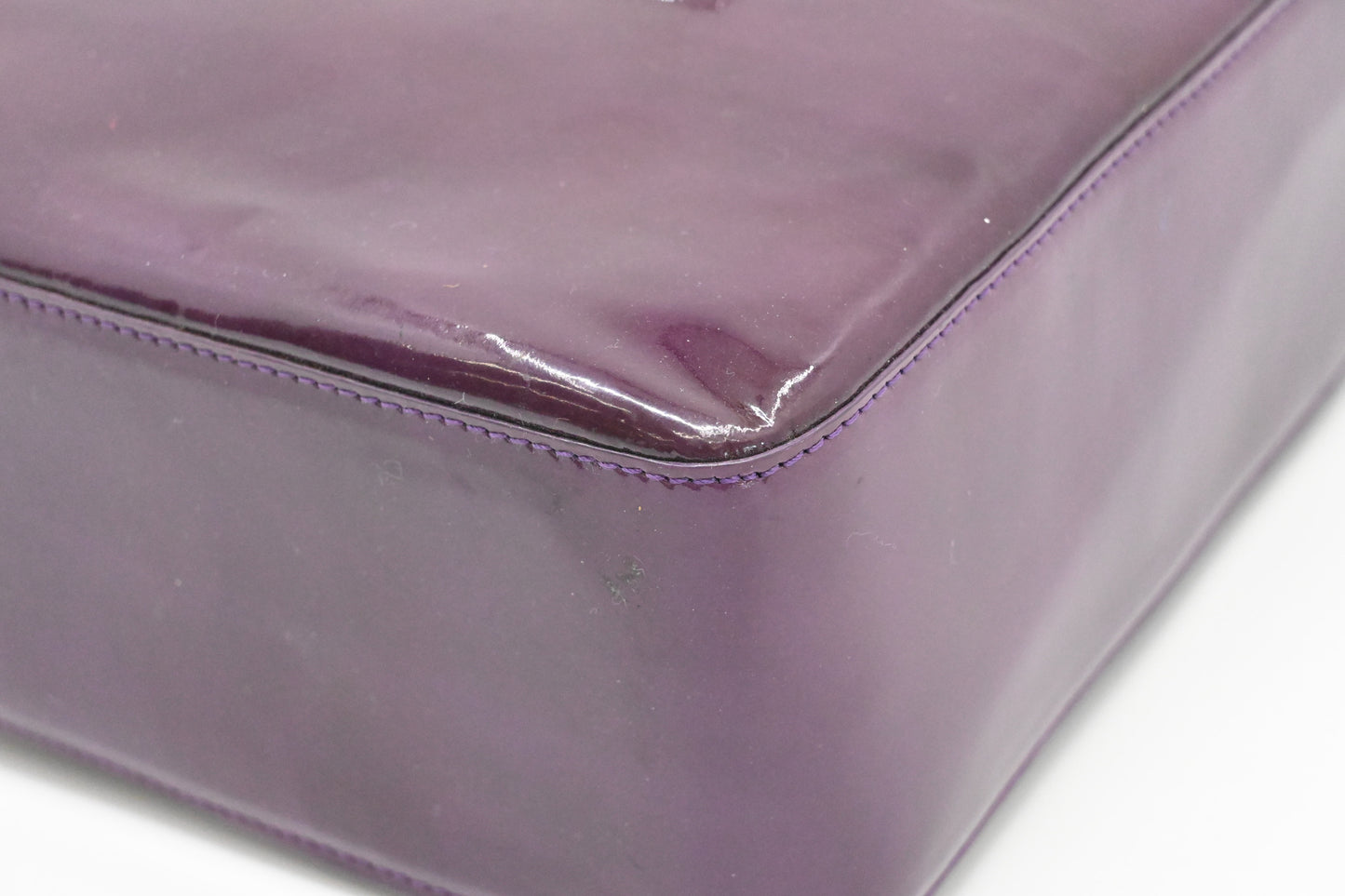 Chanel Shoulder Bag in Purple Patent Leather