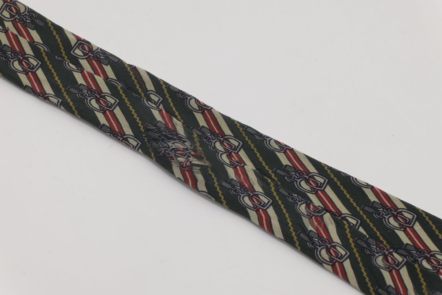 Gucci Horsebit Tie in Red & Green Silk