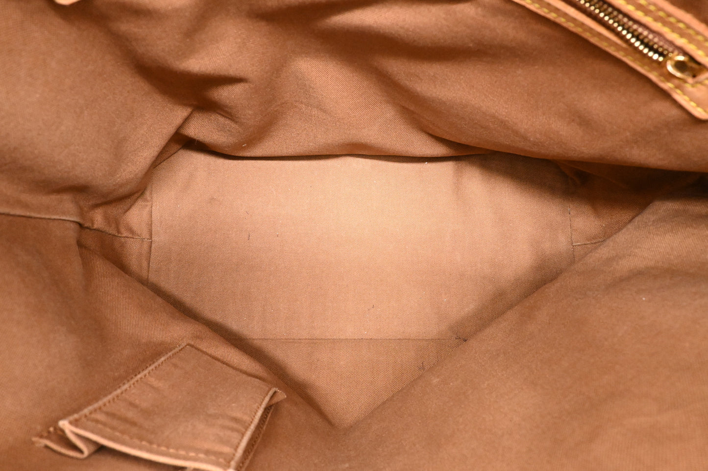 Louis Vuitton Cabas Mezzo in Monogram Canvas