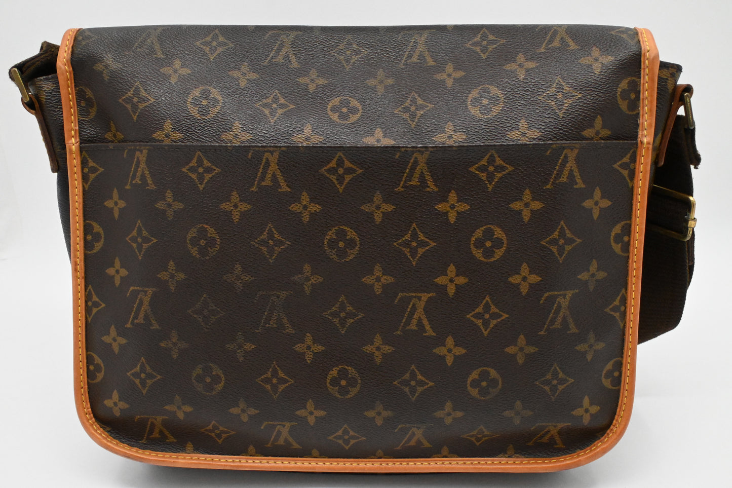 Louis Vuitton Bosphore GM Messenger Bag in Monogram Canvas