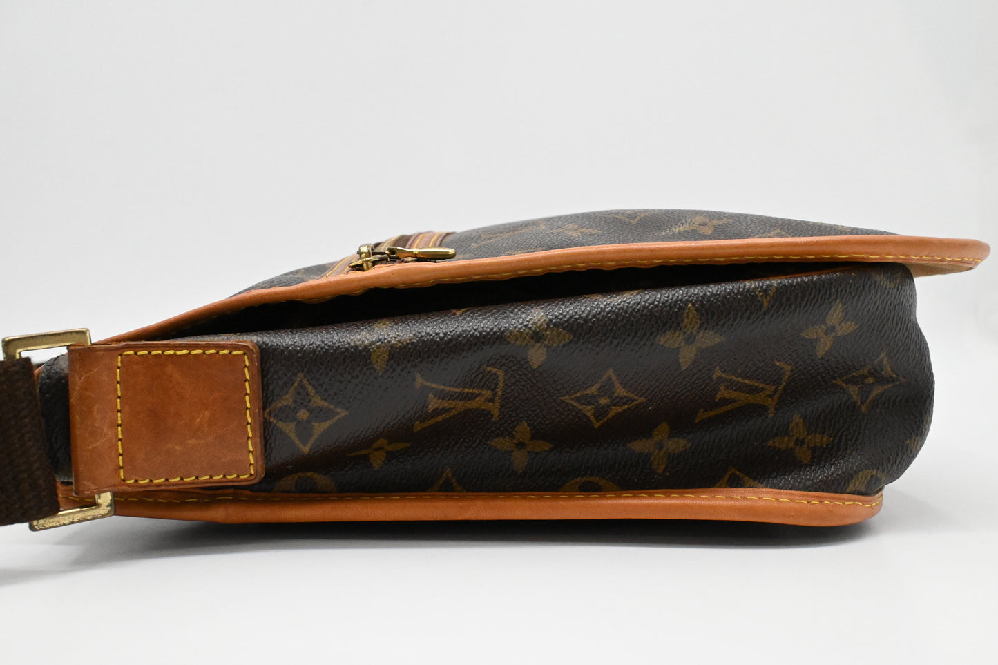 Louis Vuitton Bosphore GM Messenger Bag in Monogram Canvas