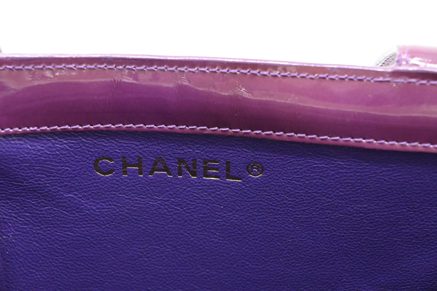 Chanel Shoulder Bag in Purple Patent Leather