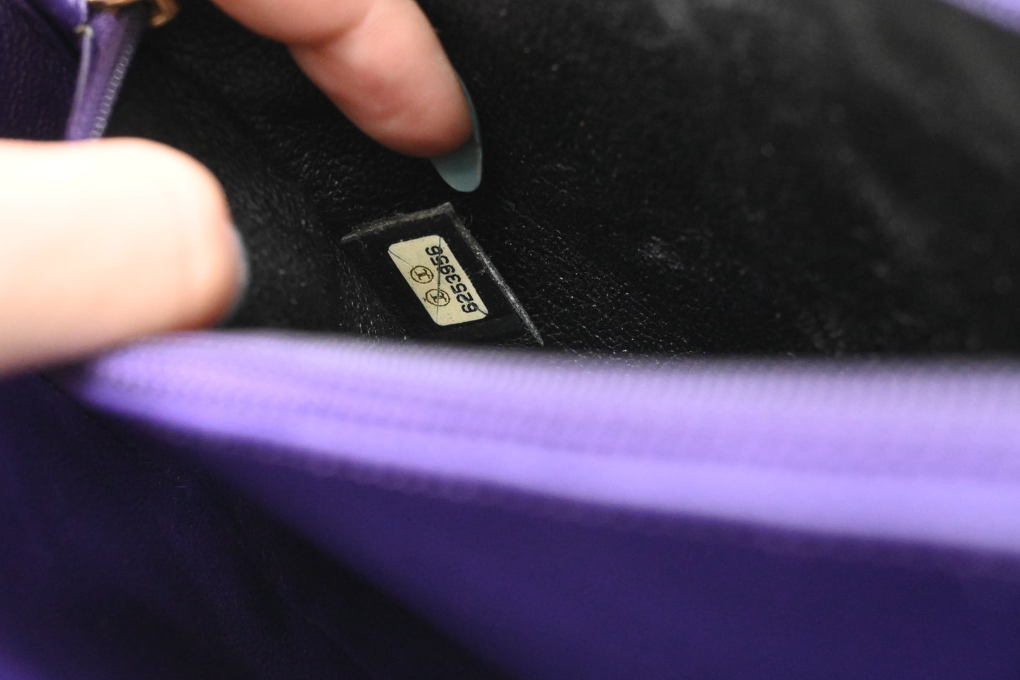 Chanel Shoulder Bag in Purple Patent Leather
