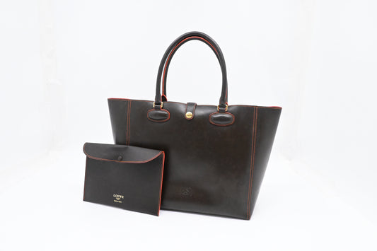 Loewe Leo Tote in Brown Leather