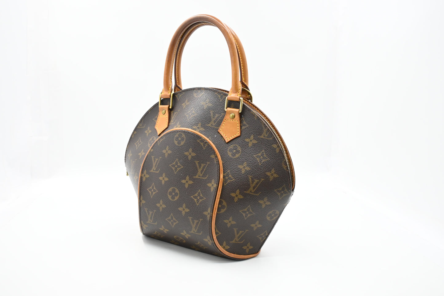 Louis Vuitton Ellipse PM in Monogram Canvas