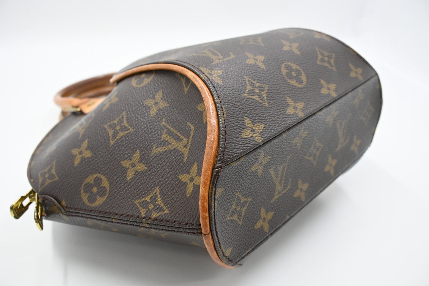 Louis Vuitton Ellipse PM in Monogram Canvas