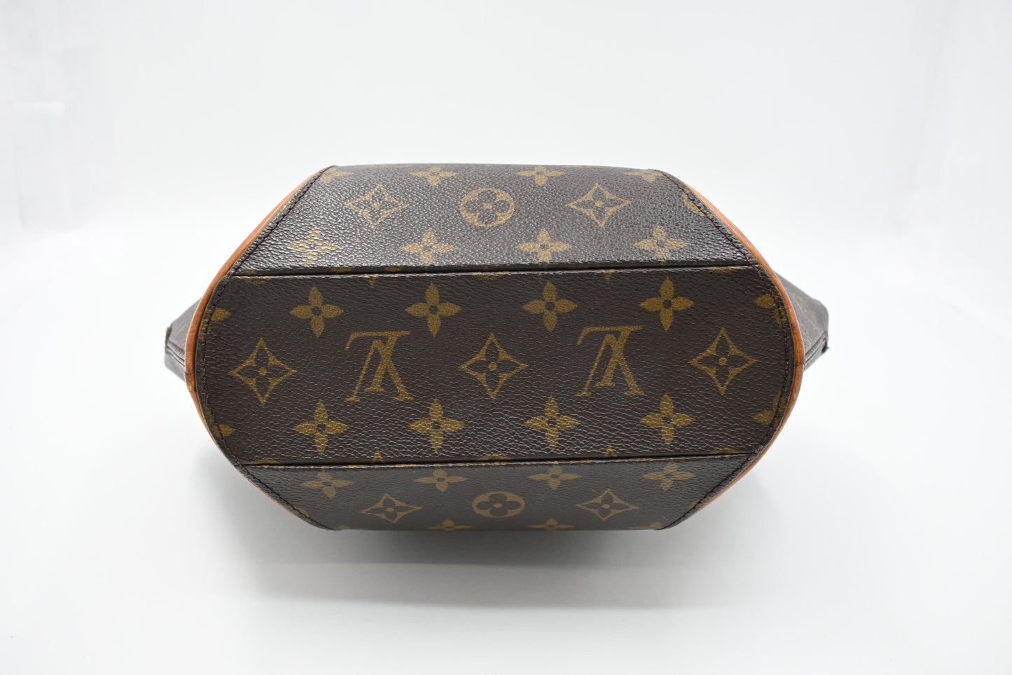 Louis Vuitton Ellipse PM in Monogram Canvas