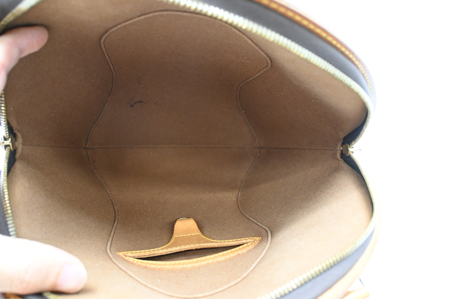 Louis Vuitton Ellipse PM in Monogram Canvas