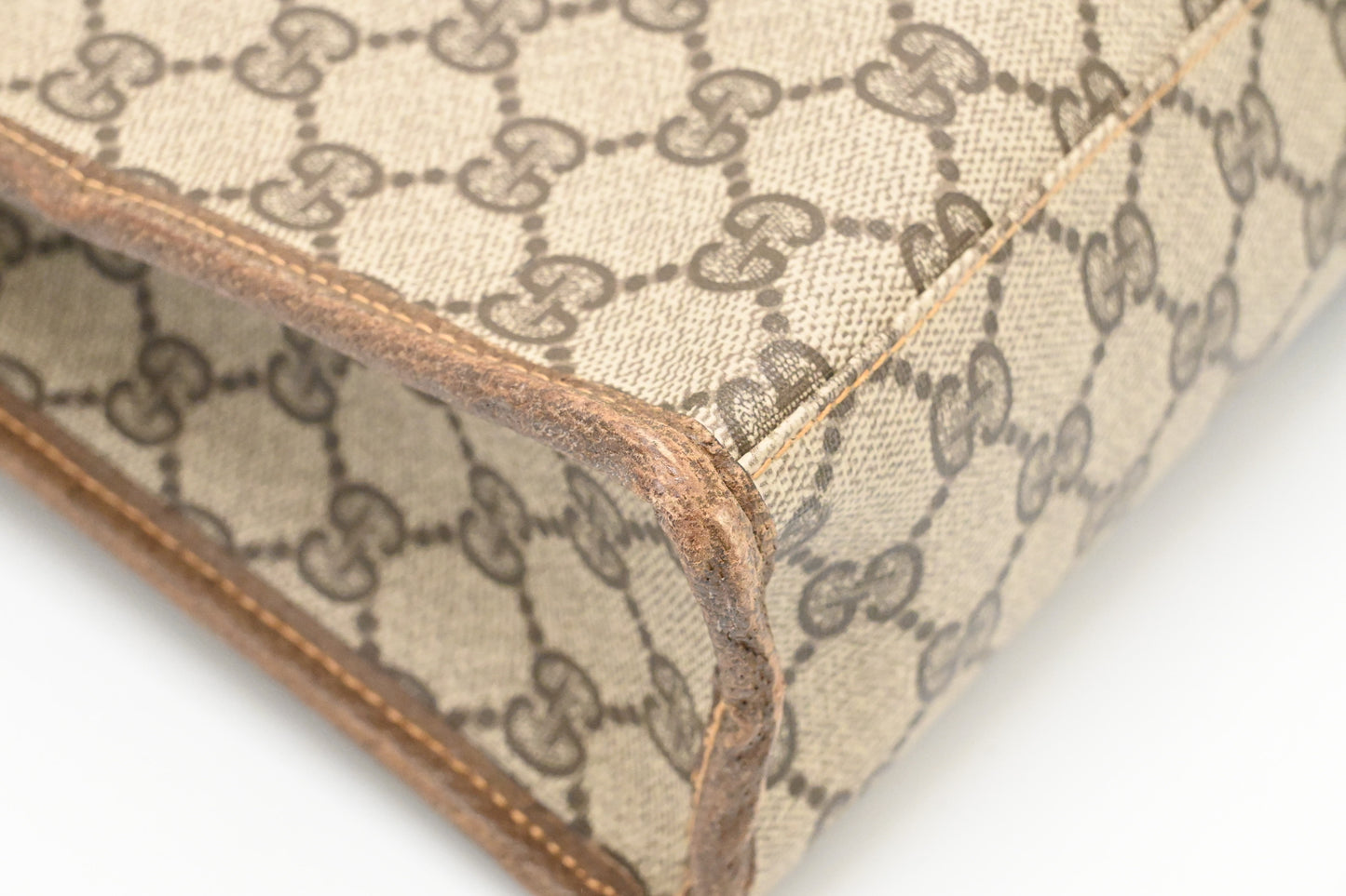 Gucci Tote in GG Supreme Canvas