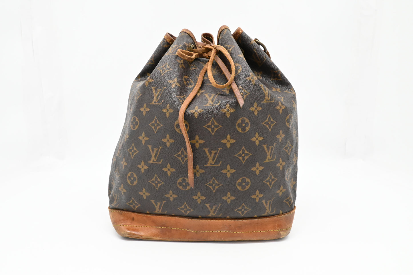 Louis Vuitton Petit Noe in Monogram Canvas