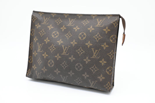 Louis Vuitton Toiletry 26 in Monogram Canvas