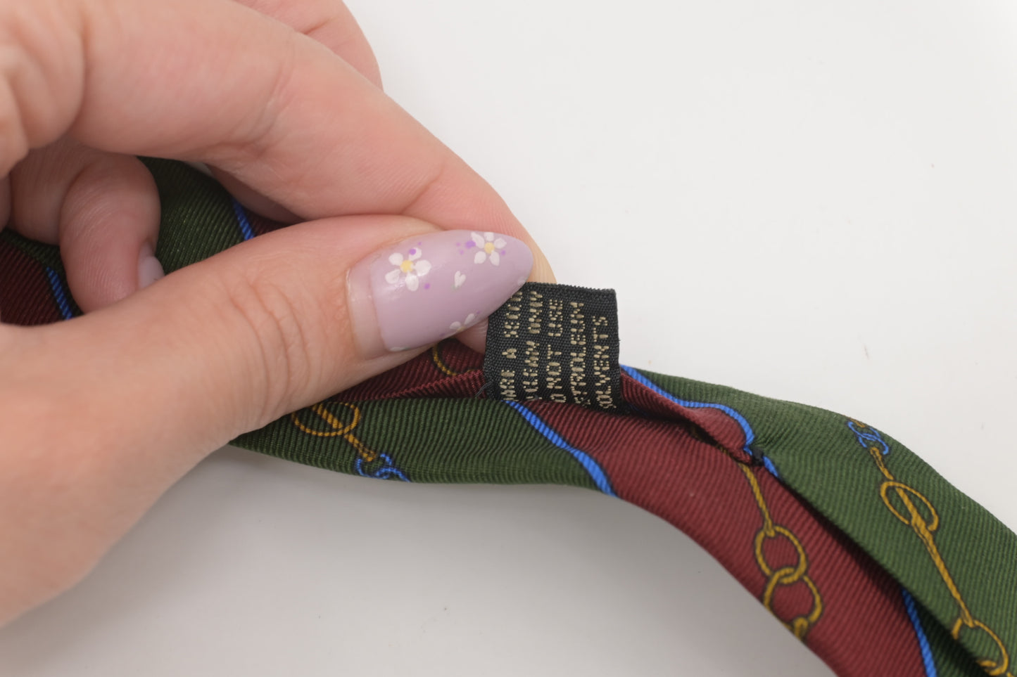 Gucci Tie in Red & Green Silk