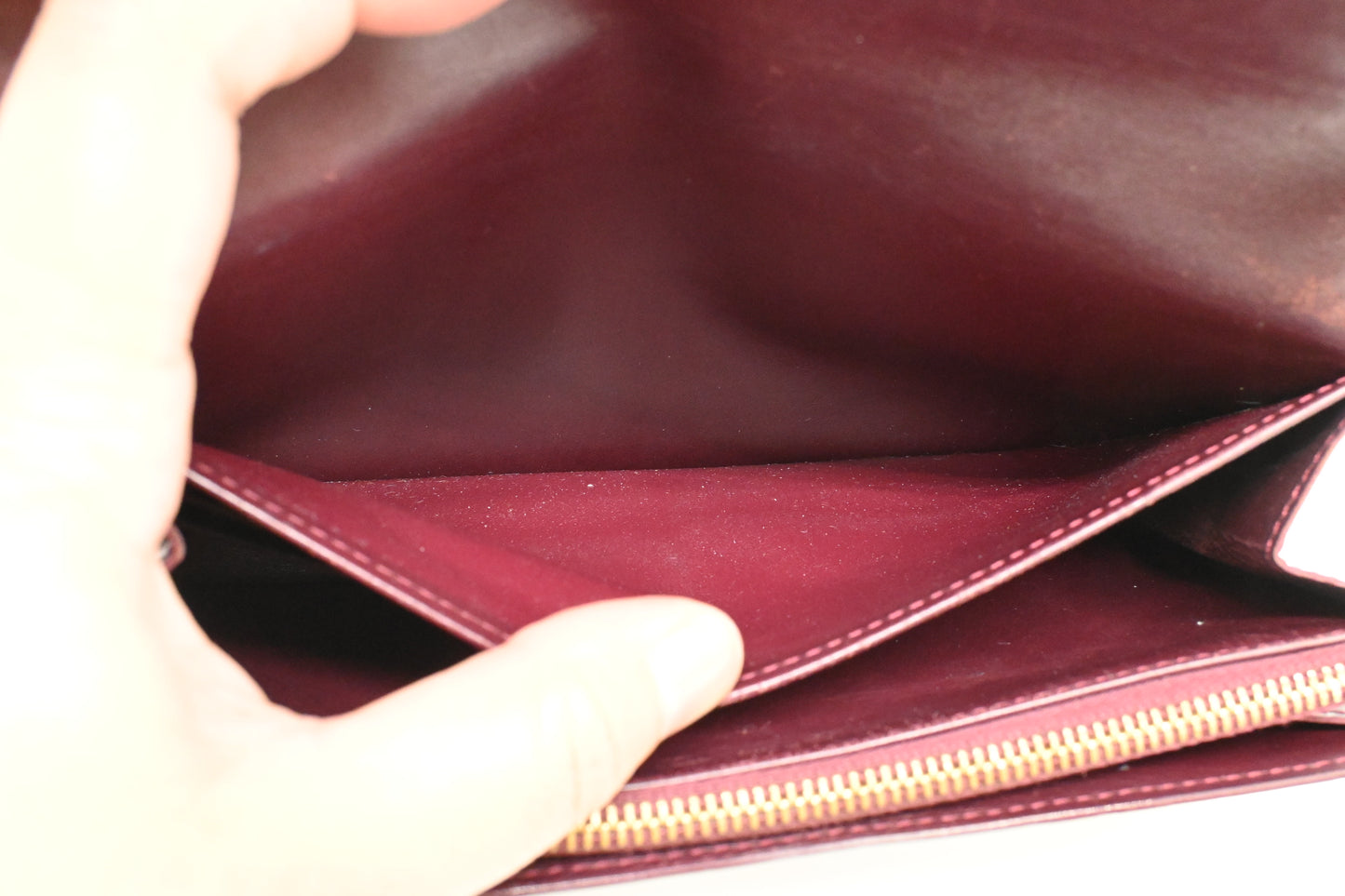 Louis Vuitton Sarah Wallet in Rouge Fauviste Vernis Leather