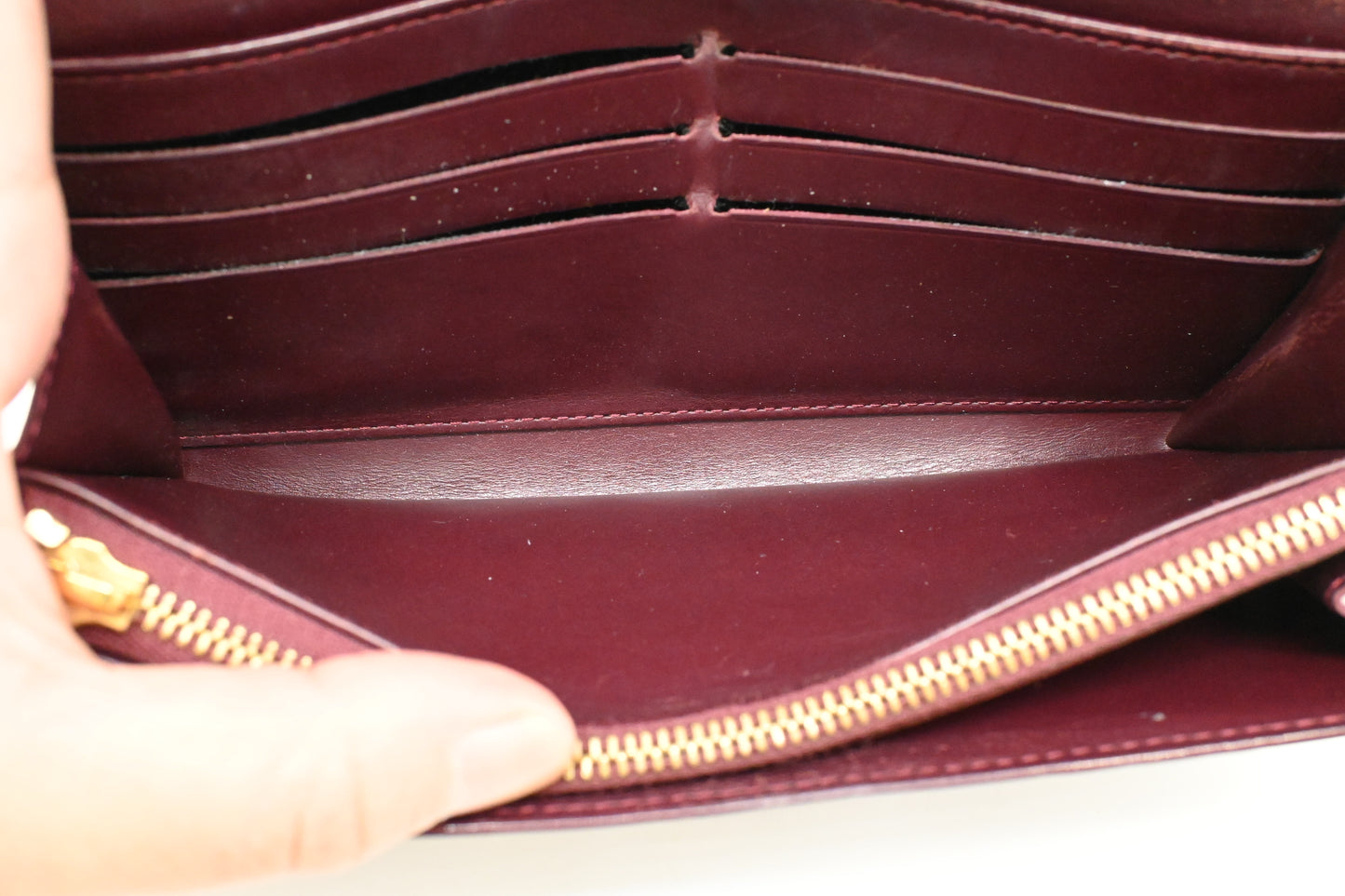 Louis Vuitton Sarah Wallet in Rouge Fauviste Vernis Leather