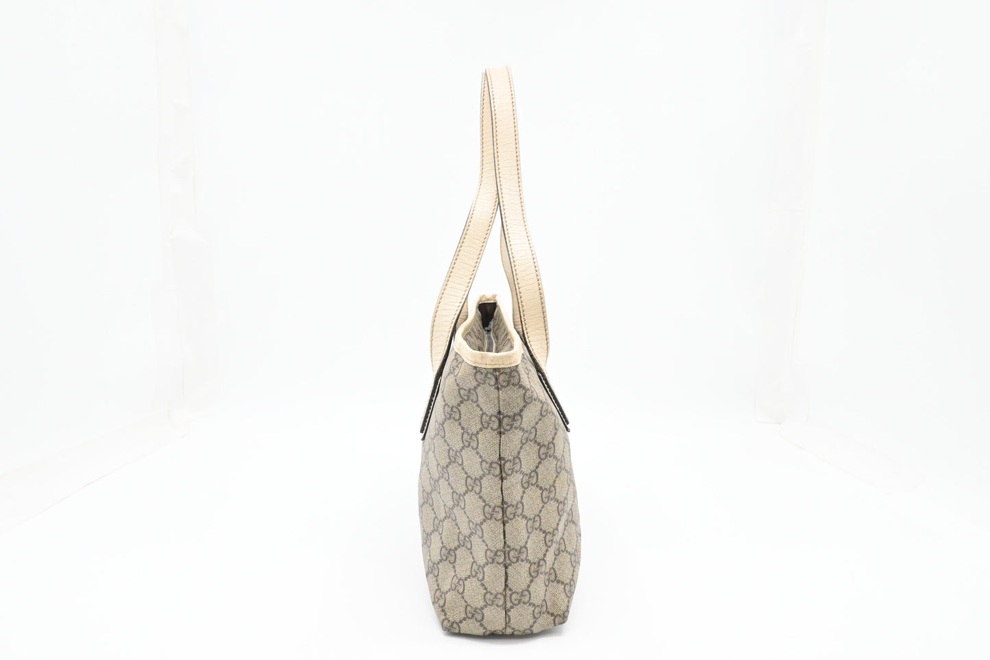 Gucci Shoulder Tote in GG Supreme Canvas