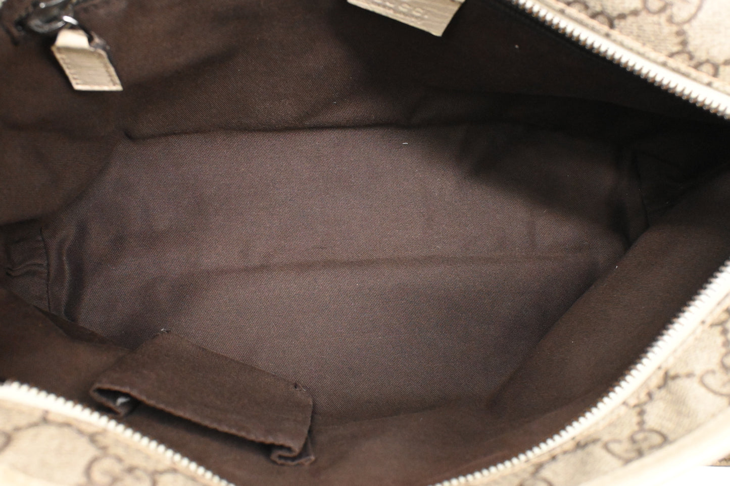 Gucci Shoulder Tote in GG Supreme Canvas