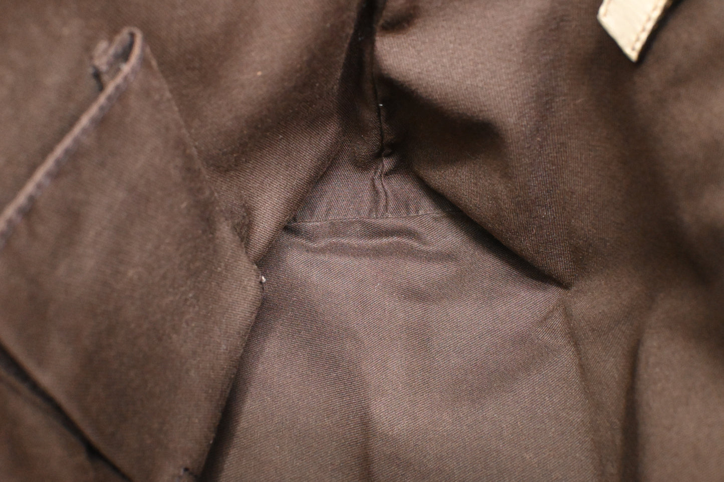 Gucci Shoulder Tote in GG Supreme Canvas