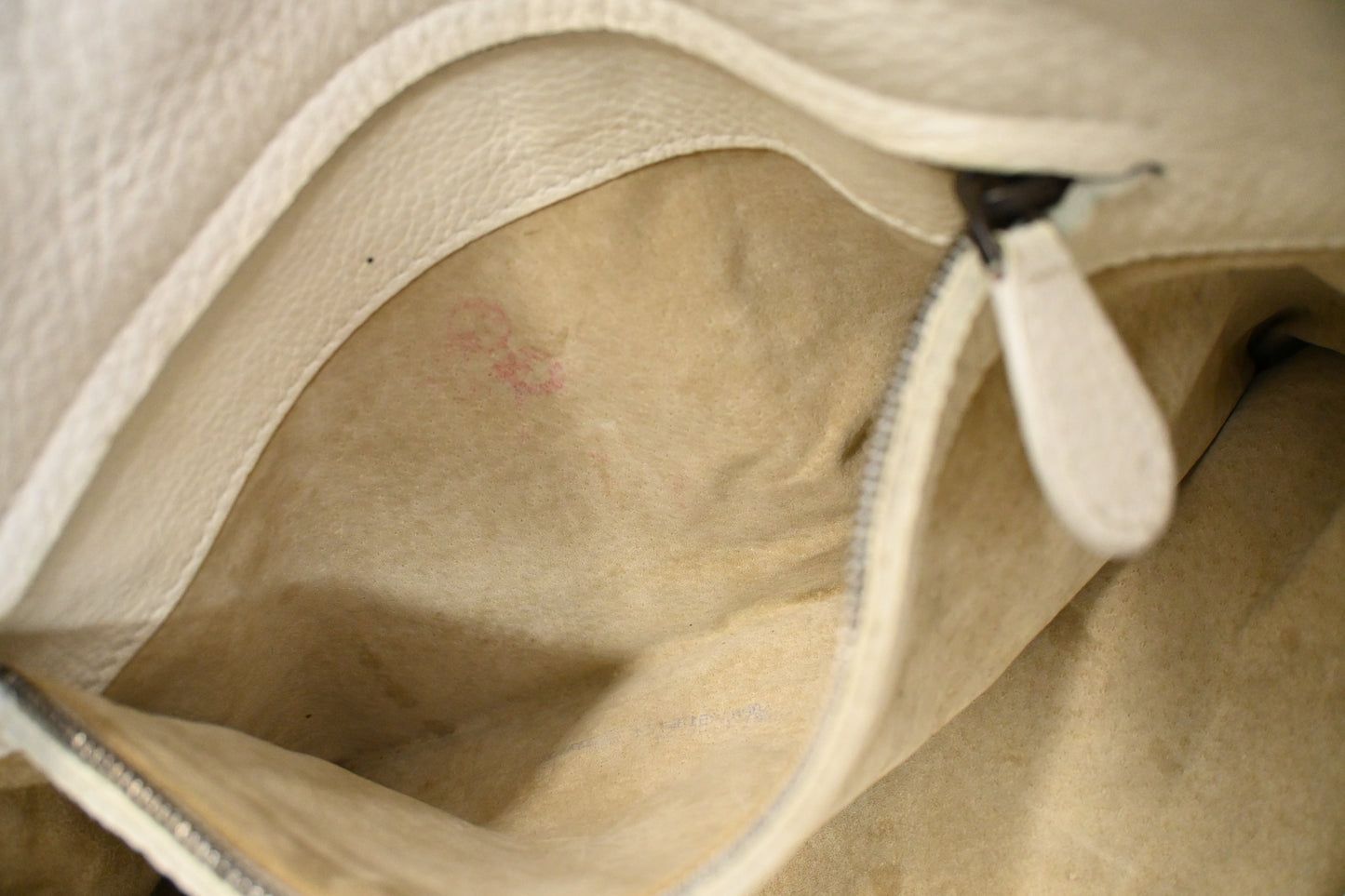 Bottega Veneta Bucket Bag in White Leather