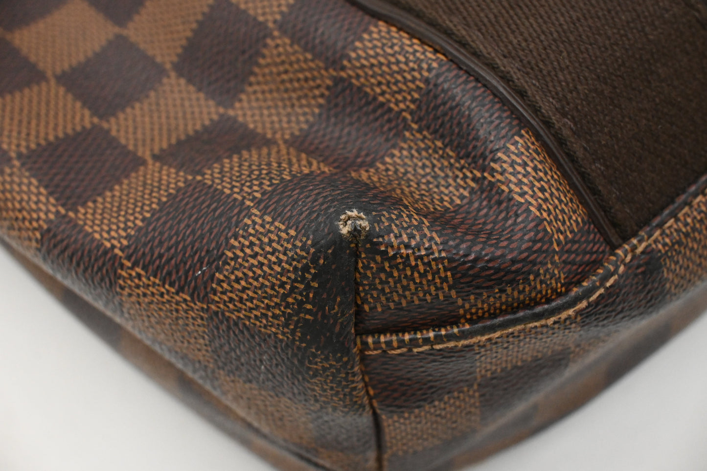 Louis Vuitton Cabas Beaubourg in Damier Ebene Canvas