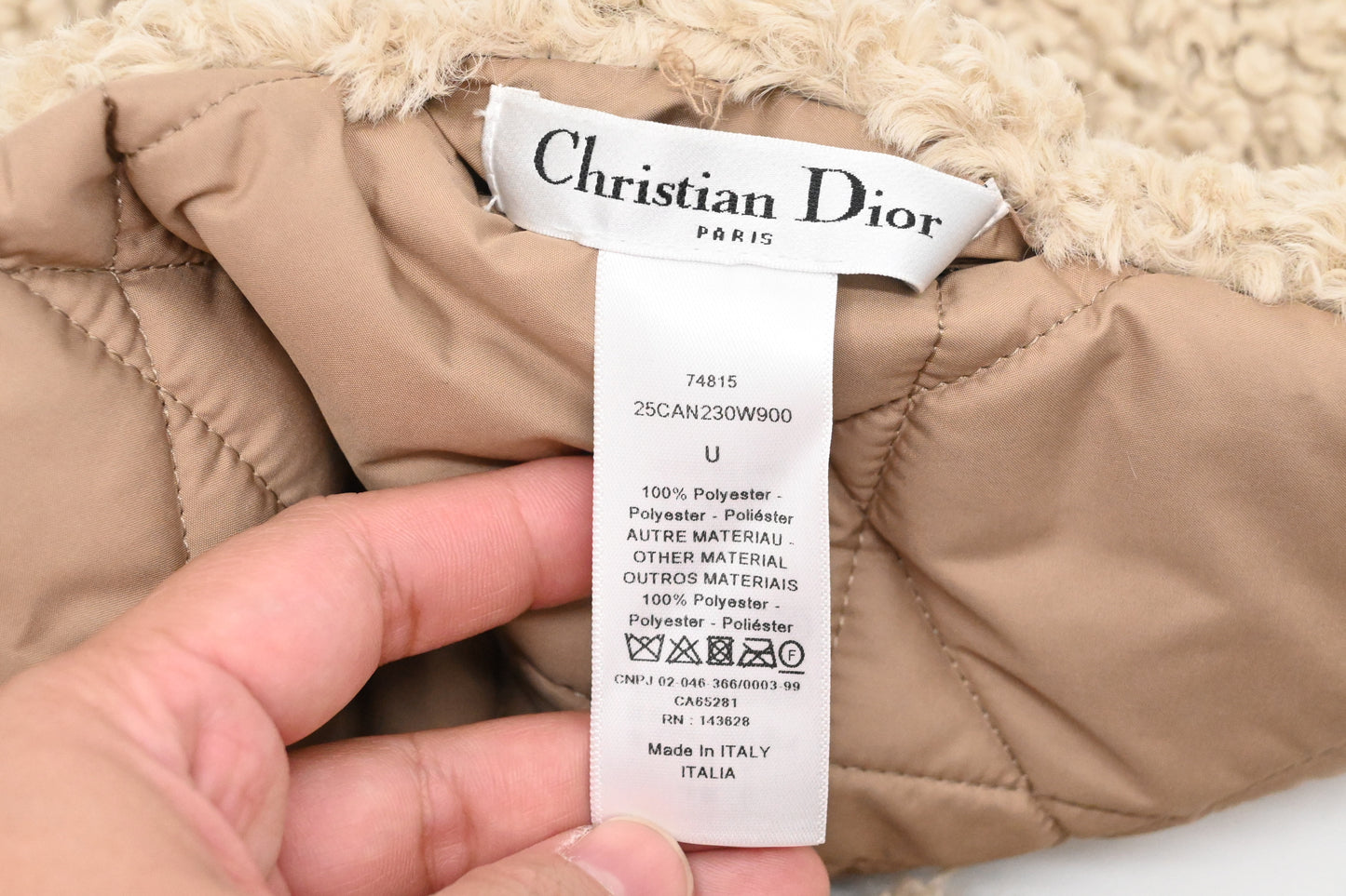 Dior Scarf in Beige Macrocannage Shearling
