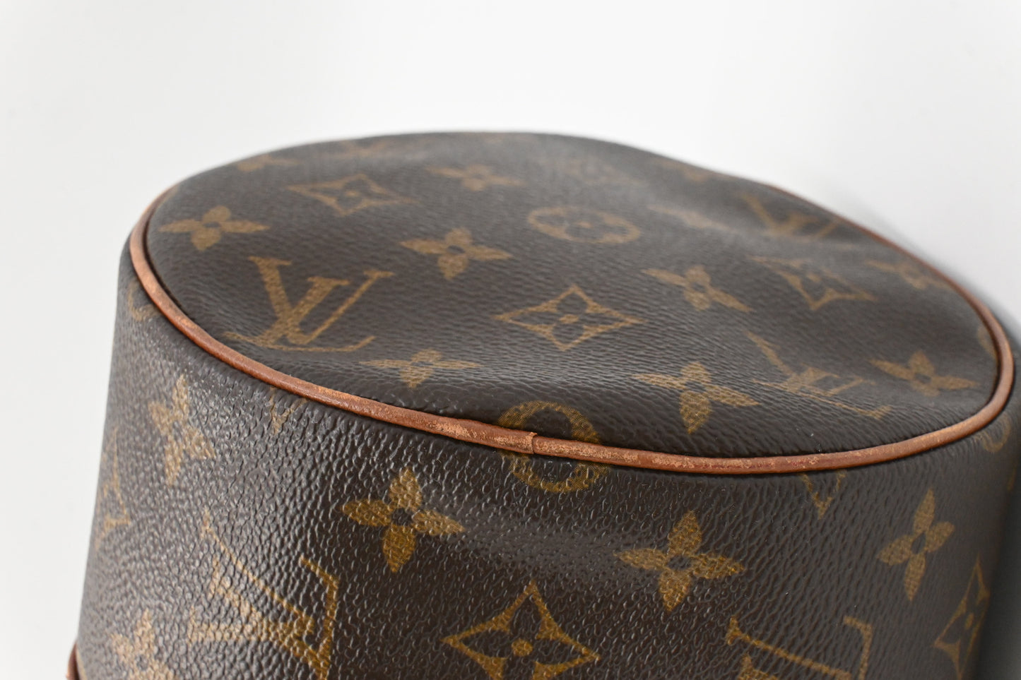 Louis Vuitton Papillon 30 in Monogram Canvas
