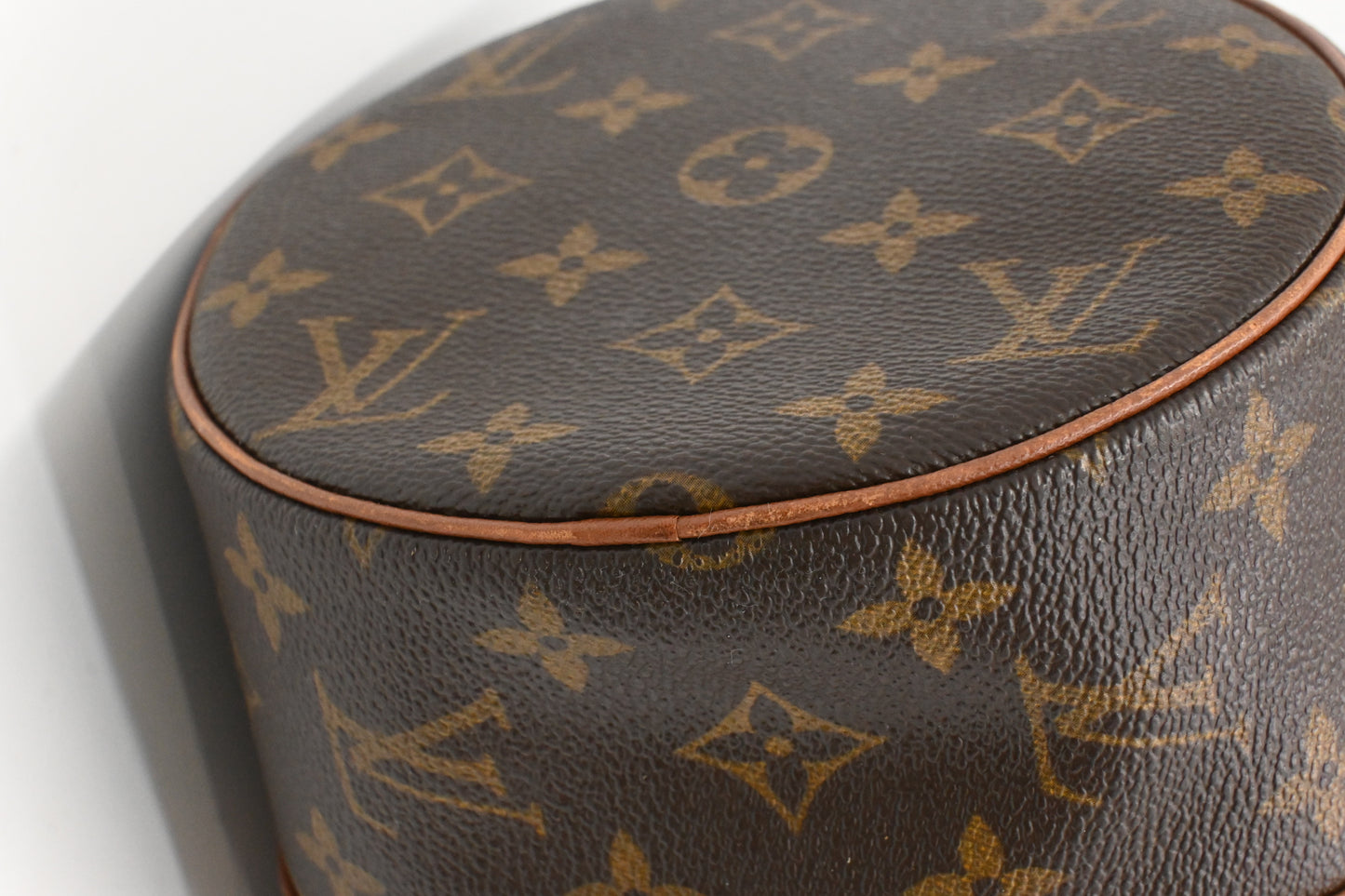 Louis Vuitton Papillon 30 in Monogram Canvas