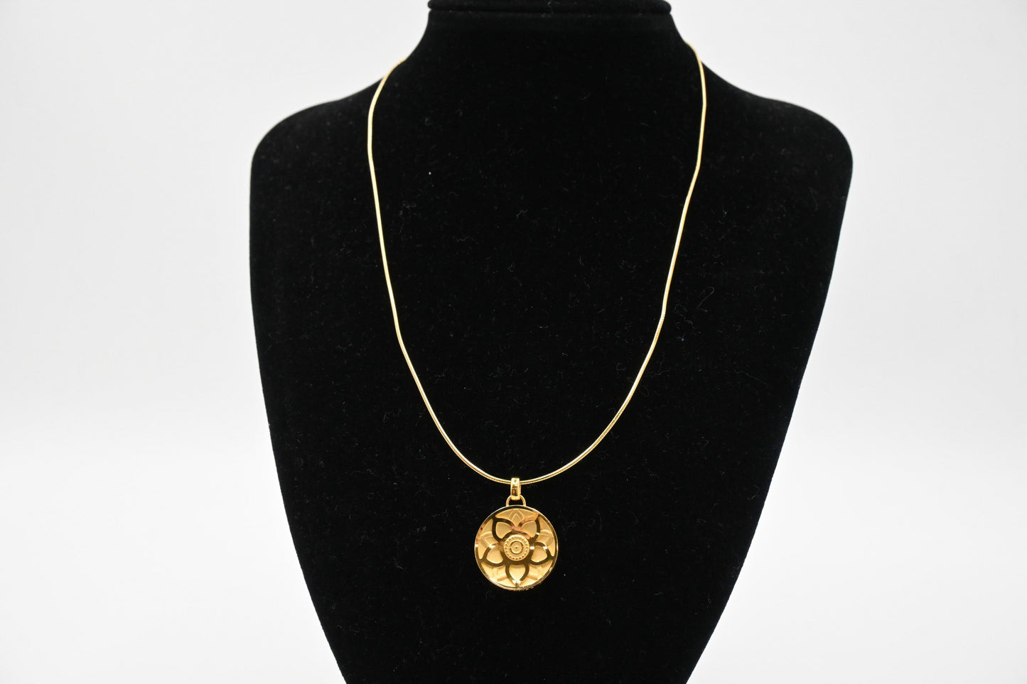 Hermes Flower Necklace