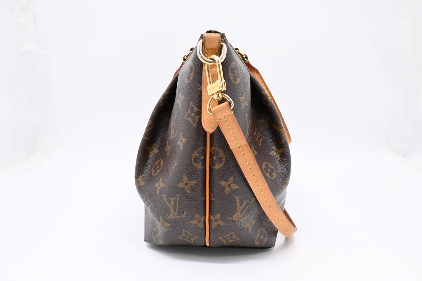 Louis Vuitton Turenne MM in Monogram Canvas