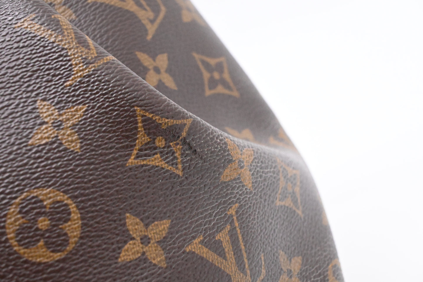 Louis Vuitton Turenne MM in Monogram Canvas
