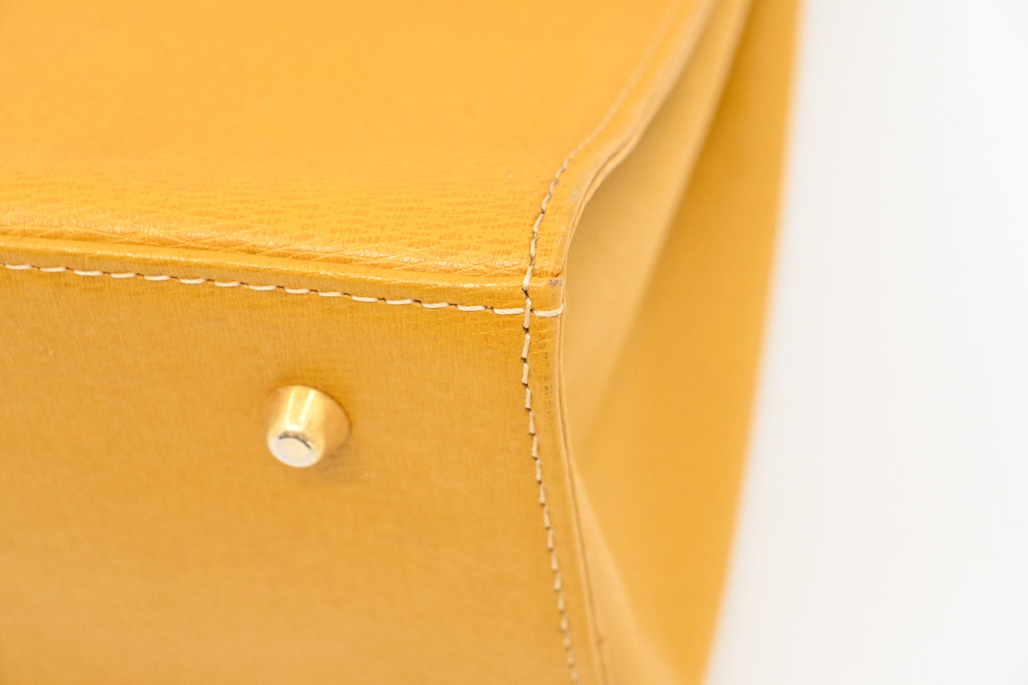Burberry Handbag in Yellow Leather