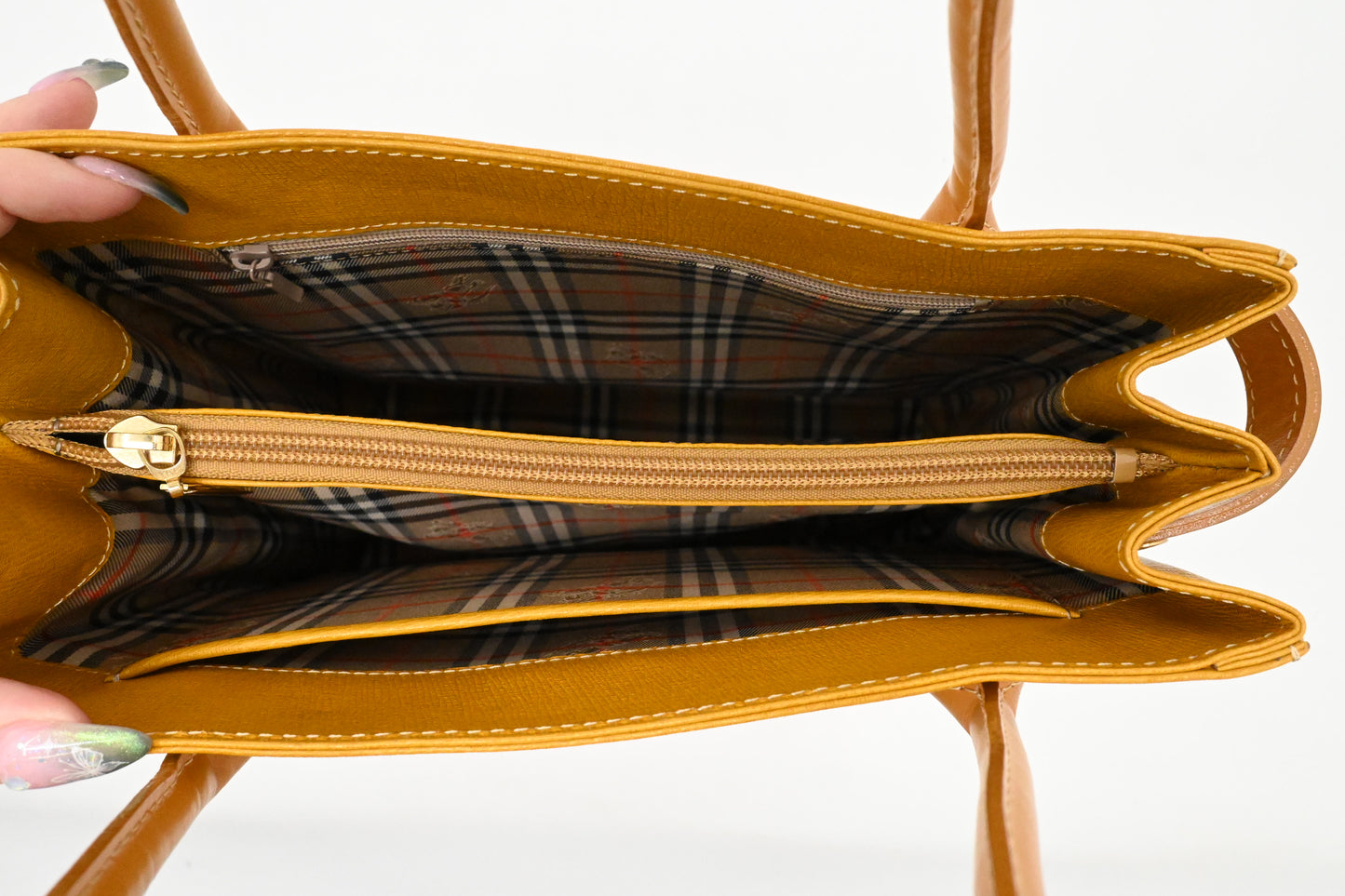 Burberry Handbag in Yellow Leather