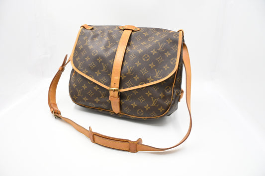 Louis Vuitton Saumur 35 in Monogram Canvas