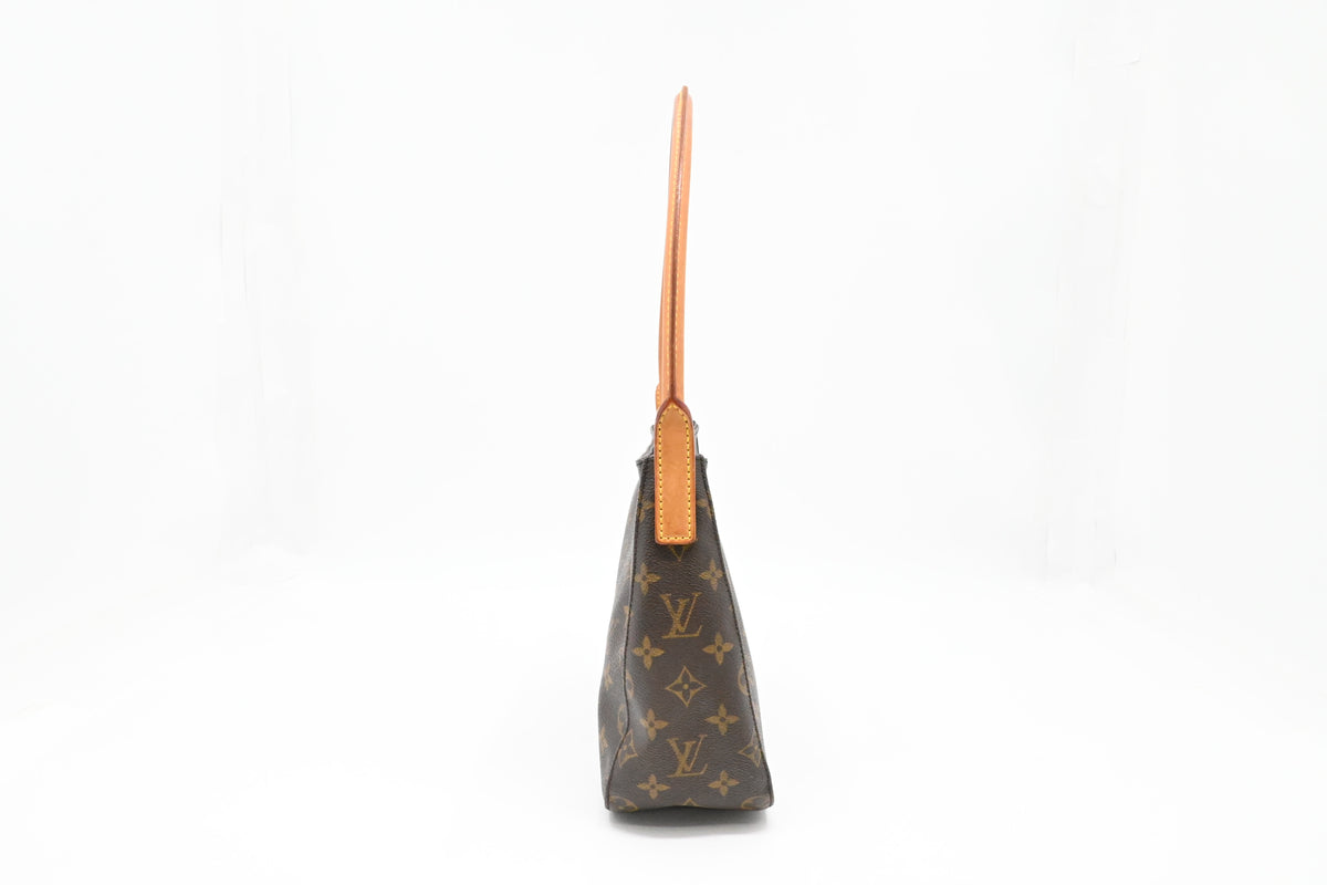 Louis Vuitton Looping MM in Monogram Canvas