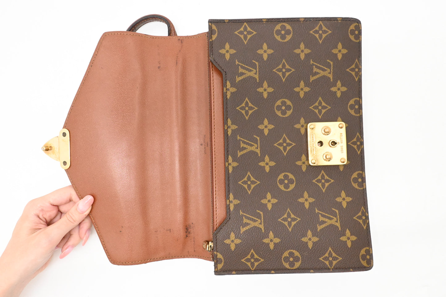 Louis Vuitton Concorde in Monogram Canvas