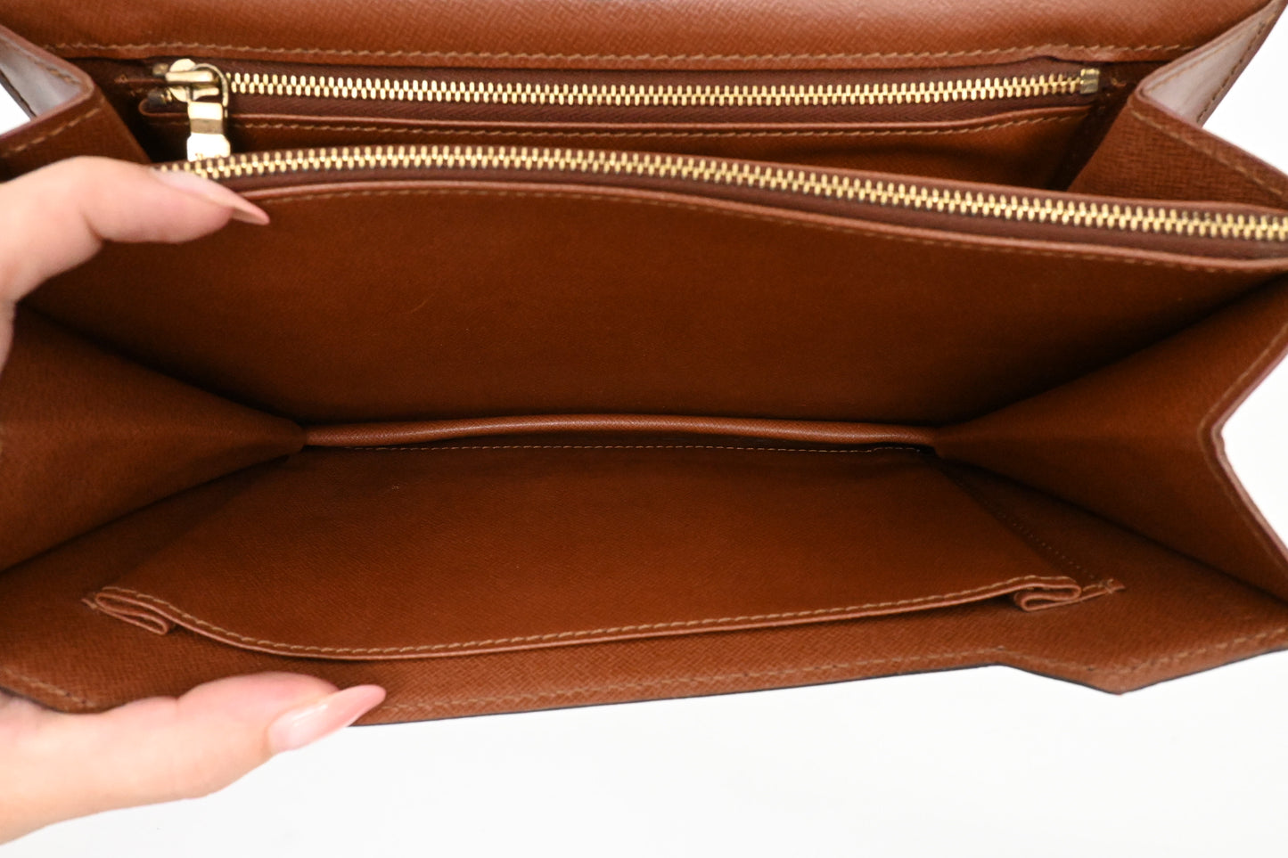 Louis Vuitton Concorde in Monogram Canvas