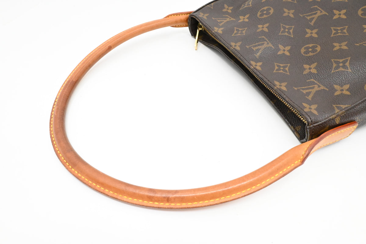 Louis Vuitton Looping MM in Monogram Canvas