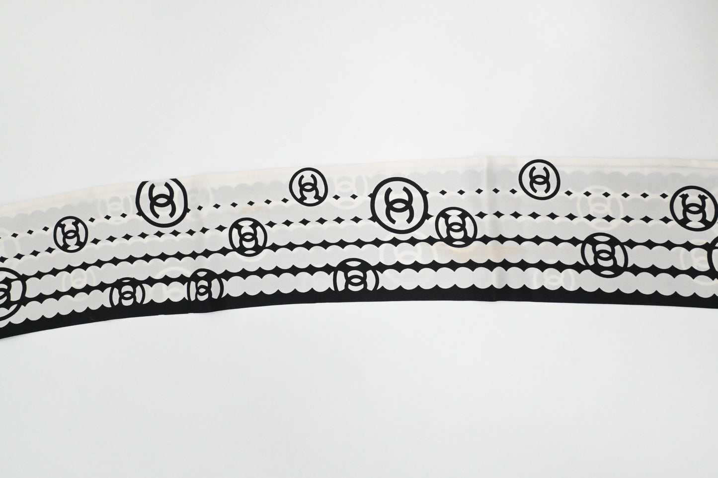 Chanel Bandeau in Black and White Silk