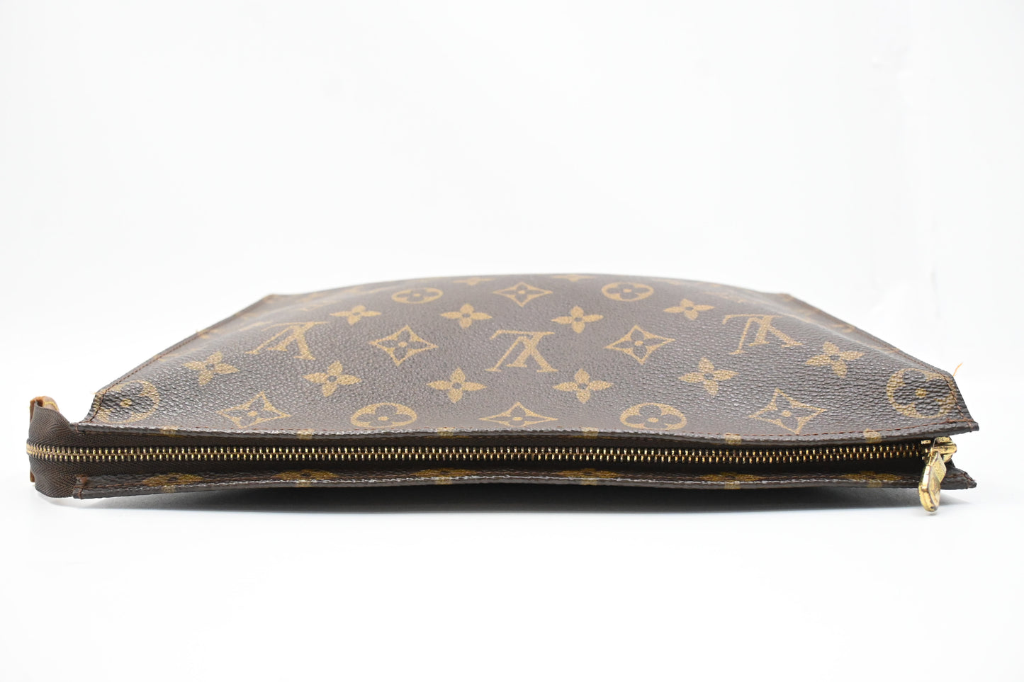 Louis Vuitton Toiletry 26 in Monogram Canvas