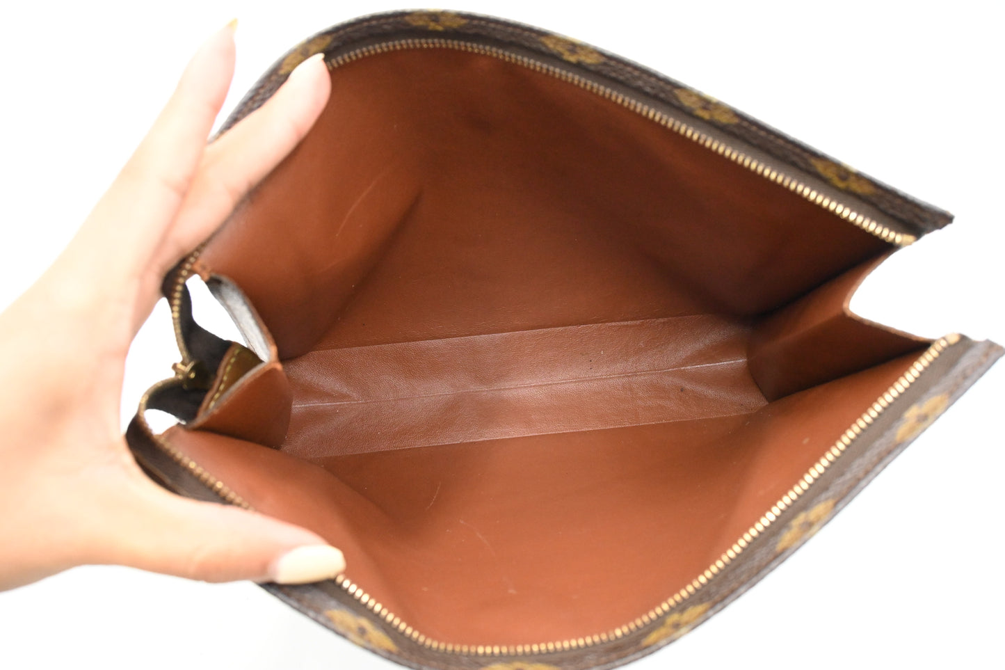 Louis Vuitton Toiletry 26 in Monogram Canvas
