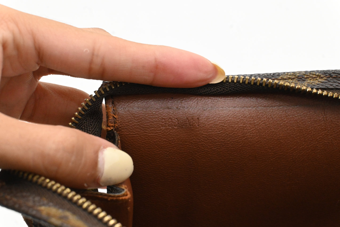 Louis Vuitton Toiletry 26 in Monogram Canvas